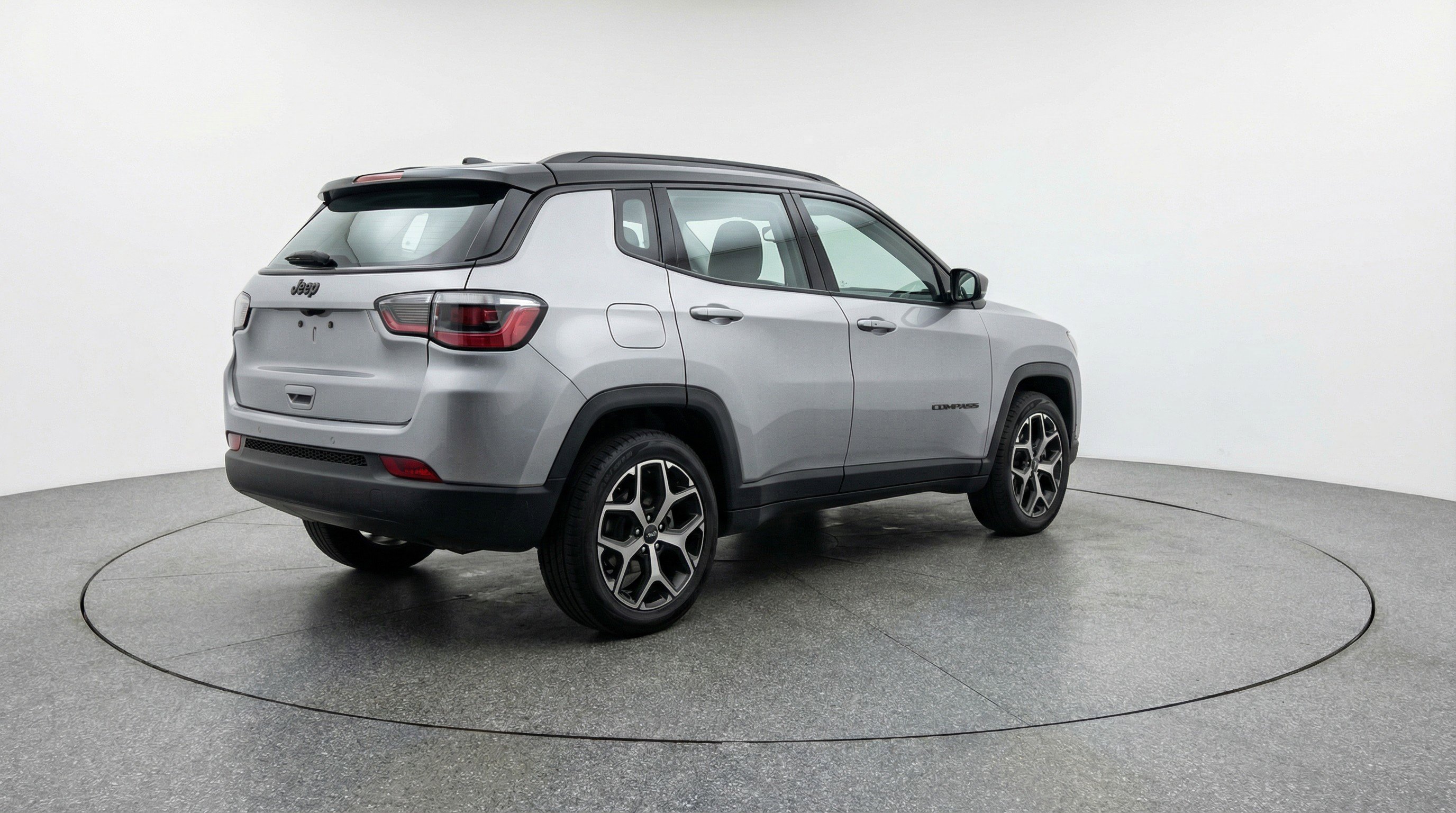 Used 2025 Jeep Compass Limited AWD/4WD image 9