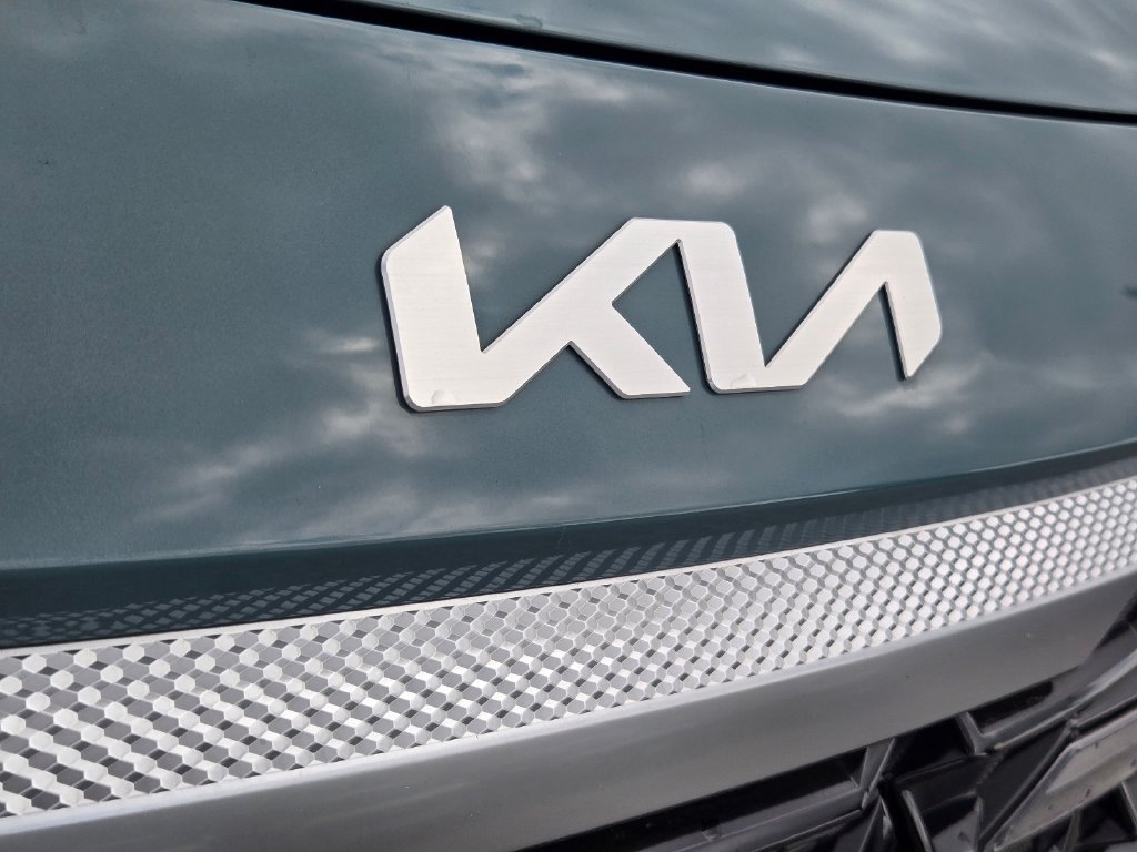 Certified 2025 Kia Seltos S FWD image 5