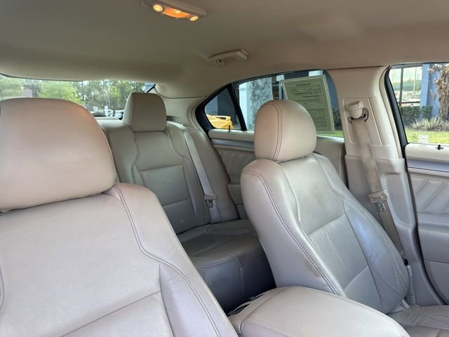 Used 2015 Ford Taurus SEL w/ Equipment Group 201A image 12