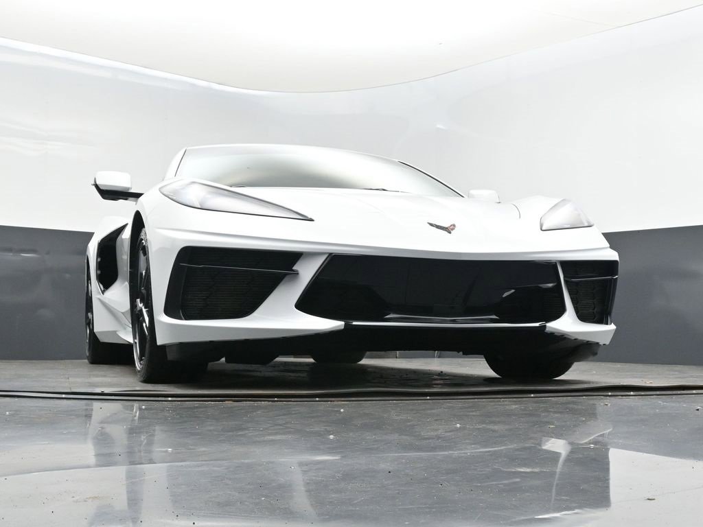 Used 2025 Chevrolet Corvette Stingray Coupe w/ 1LT image 41