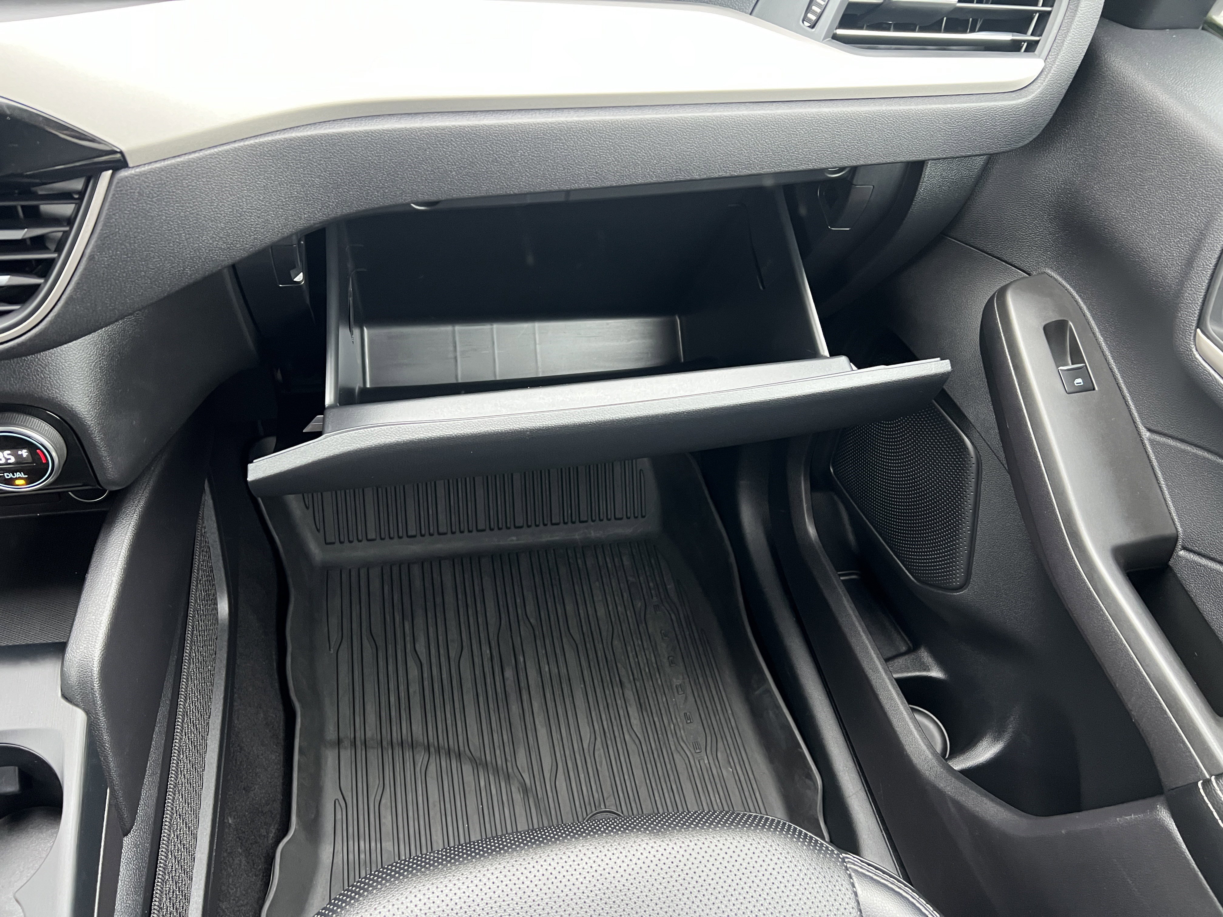 Used 2021 Ford Escape SEL w/ Technology Package image 35