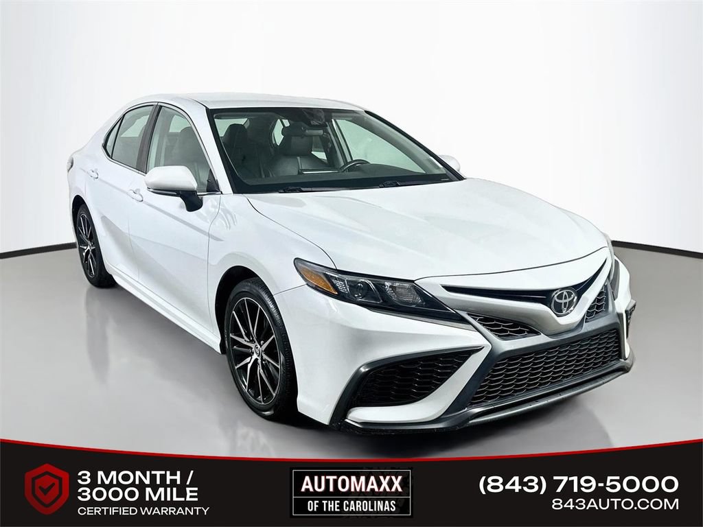 Used 2023 Toyota Camry SE