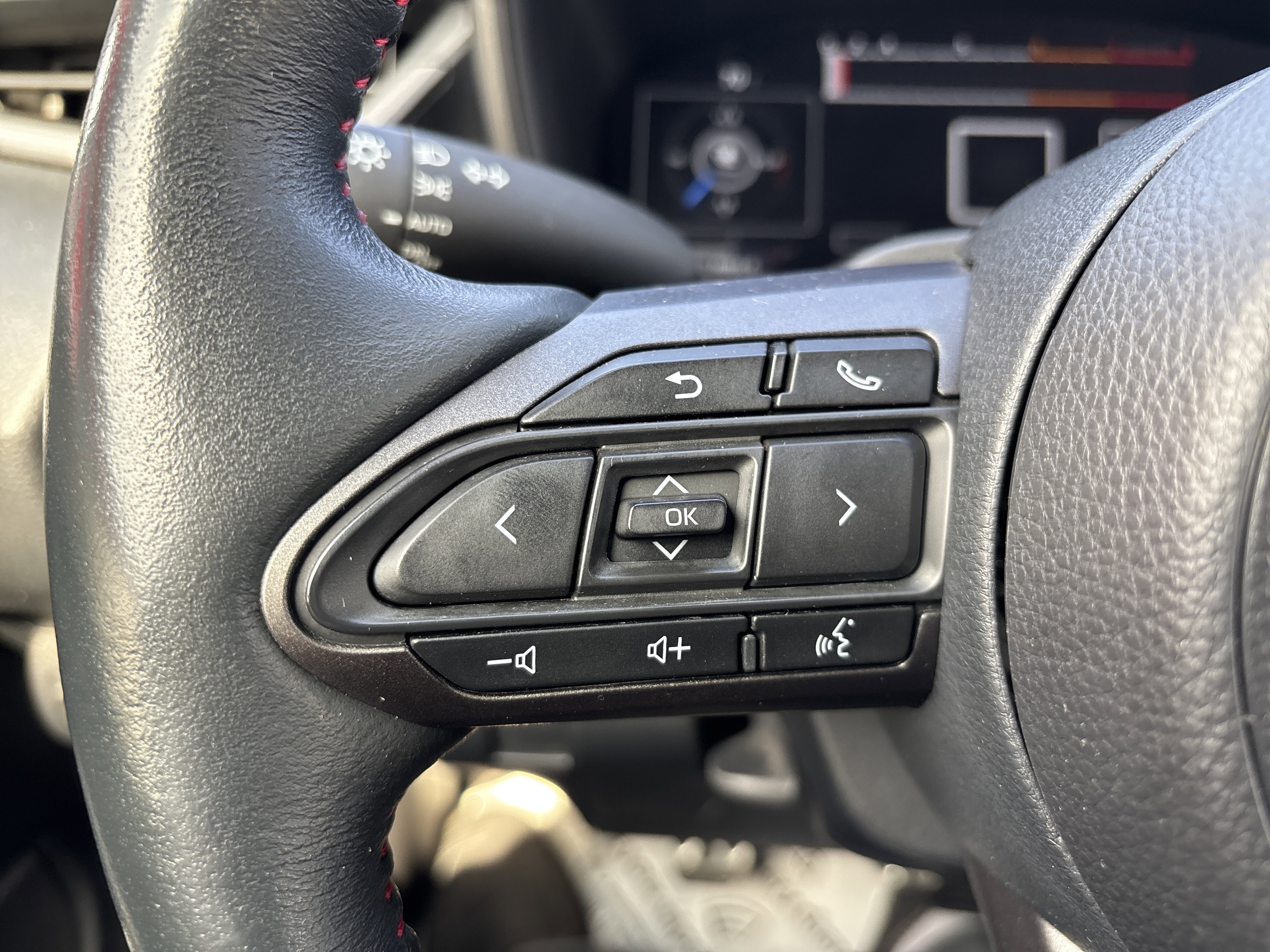 Used 2025 Toyota Corolla Premium image 19