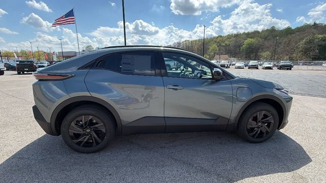 New 2026 Toyota C-HR AWD/4WD image 7