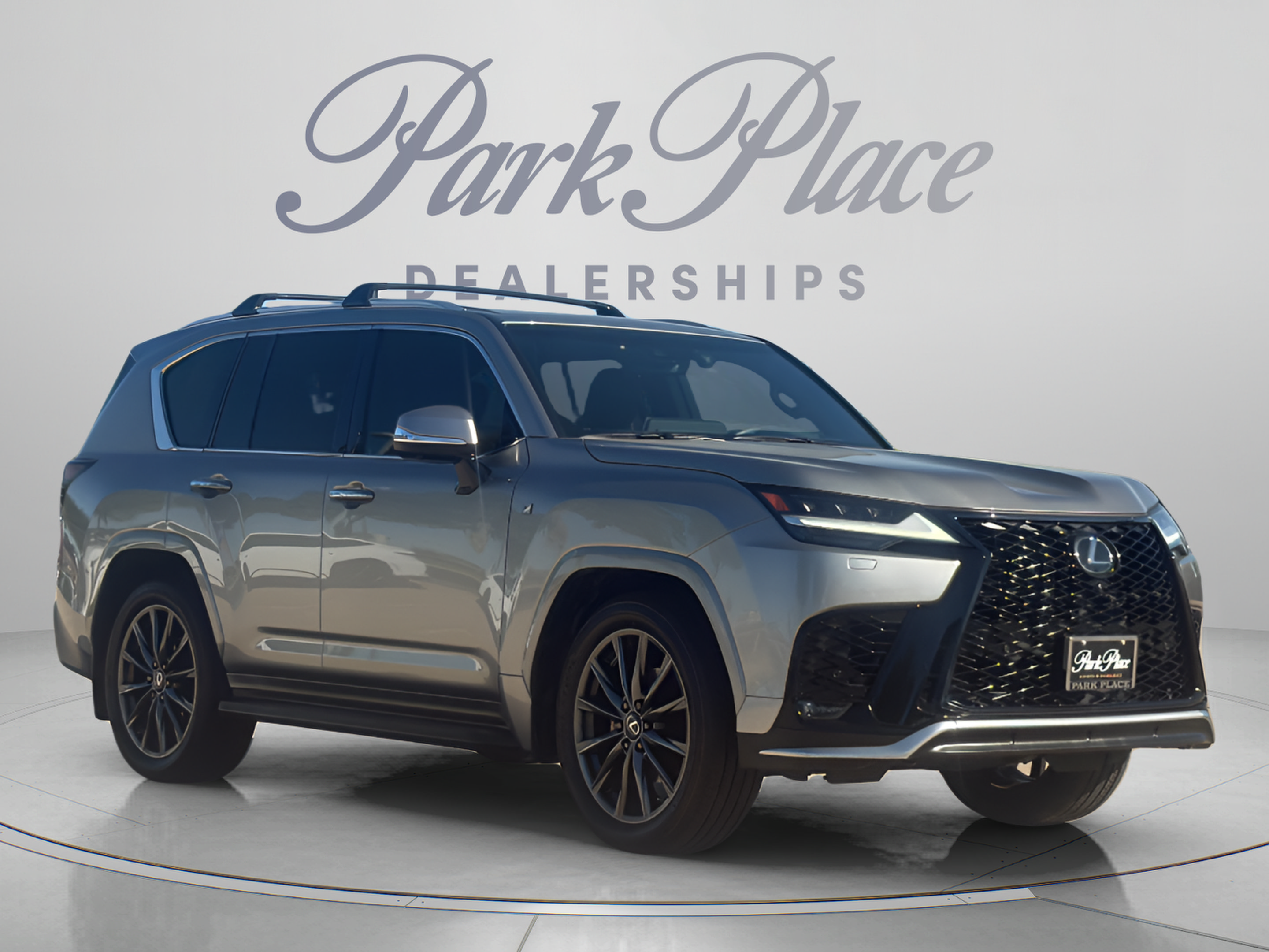 Used 2023 Lexus LX 600 F Sport w/ Accessory Package (Z1) AWD/4WD image 7