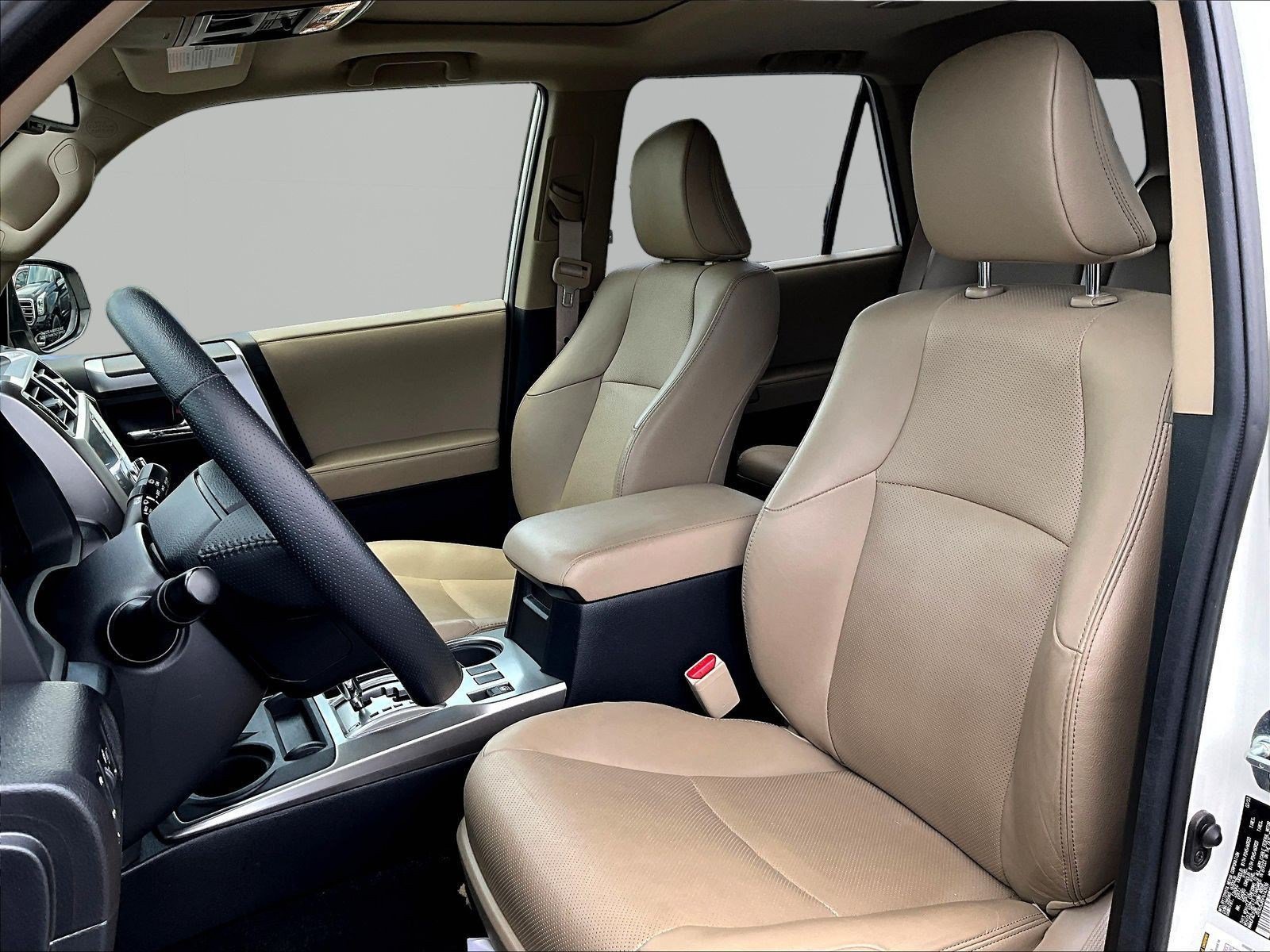 Used 2023 Toyota 4Runner Limited AWD/4WD image 21