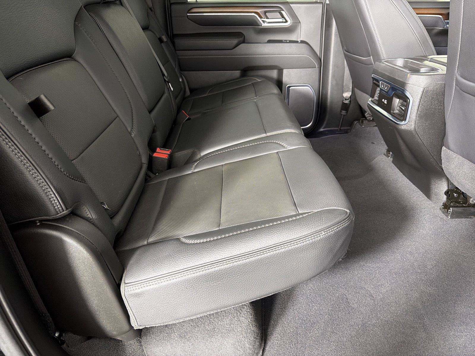 Used 2024 GMC Sierra 2500 Denali AWD/4WD image 13