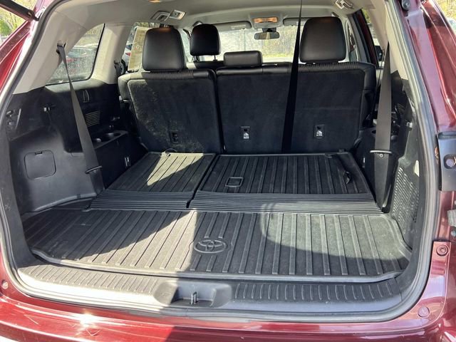 Used 2019 Toyota Highlander Plus AWD/4WD image 11