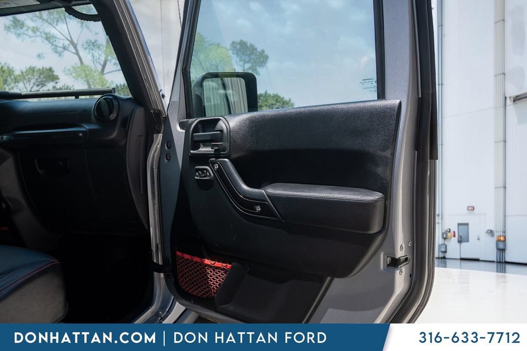 Used 2018 Jeep Wrangler Unlimited Rubicon AWD/4WD image 20