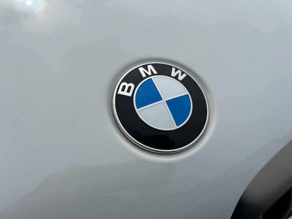 Used 2022 BMW X5 M50i w/ Premium Package image 31