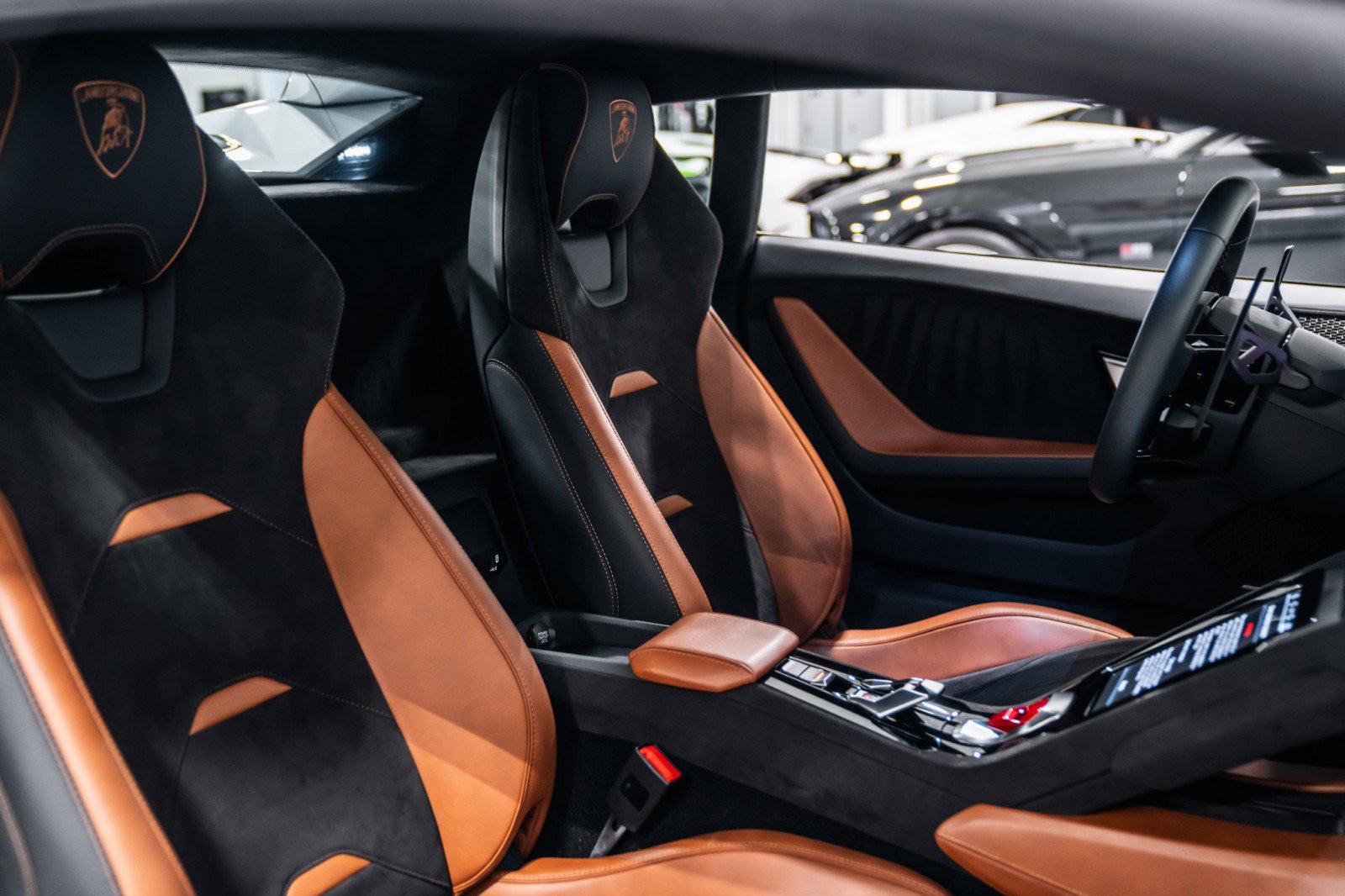 Used 2023 Lamborghini Huracan Tecnica RWD image 24