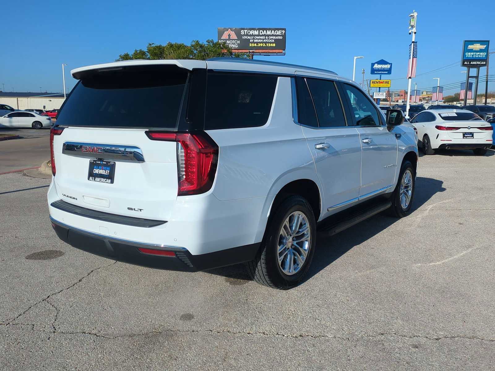 Used 2024 GMC Yukon SLT image 8
