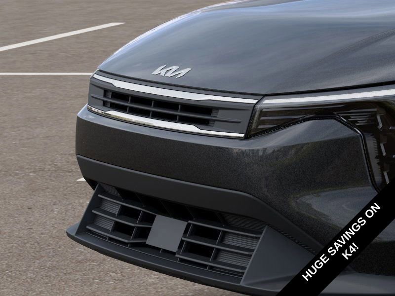 New 2025 Kia K4 LXS image 12