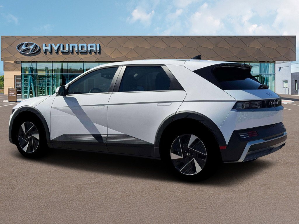 New 2026 Hyundai Ioniq 5 SE RWD image 4