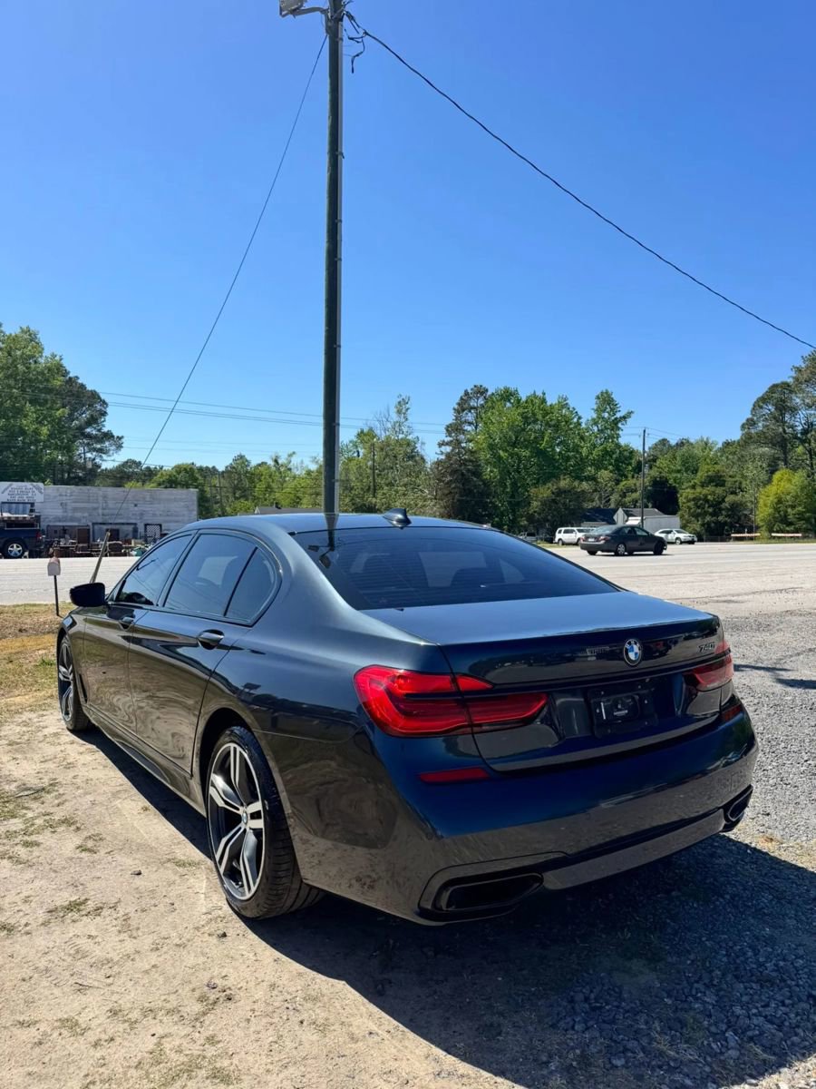 Used 2019 BMW 740i w/ Executive Package image 7