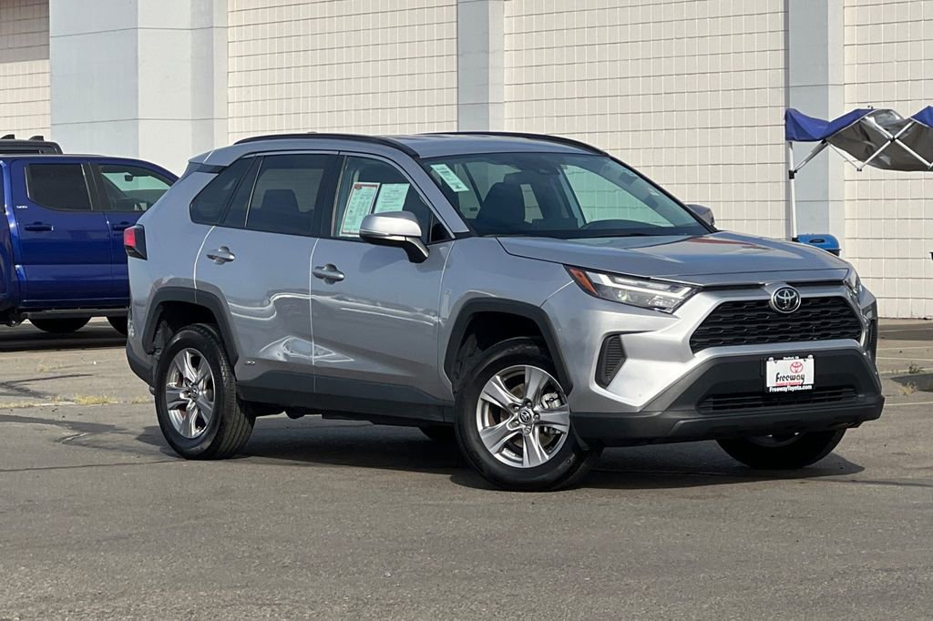Certified 2025 Toyota RAV4 XLE image 2