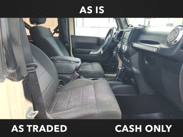 Used 2011 Jeep Wrangler Sahara w/ Connectivity Group image 15