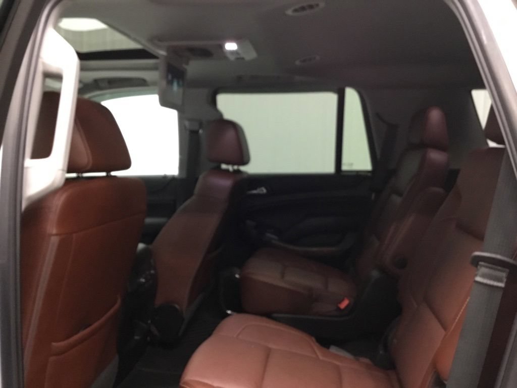 Used 2019 Chevrolet Tahoe Premier w/ Premier Plus Edition AWD/4WD image 13