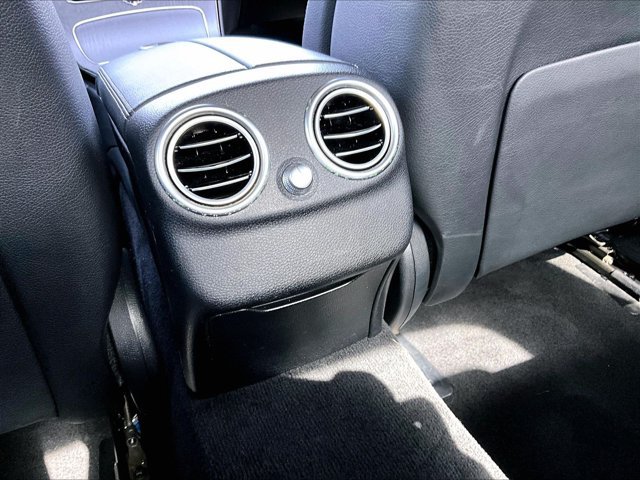 Used 2021 Mercedes-Benz C 300 Sedan image 22