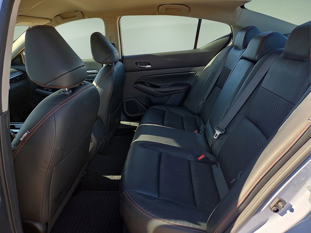 Used 2024 Nissan Altima 2.5 SR image 19