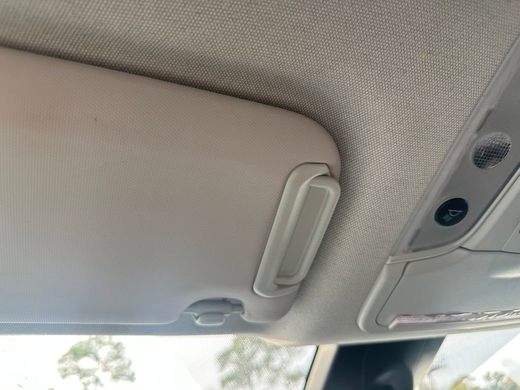 Used 2022 Toyota Prius LE image 74