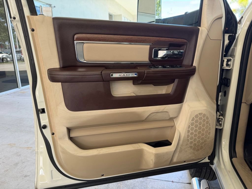 Used 2018 RAM 3500 Laramie RWD image 41