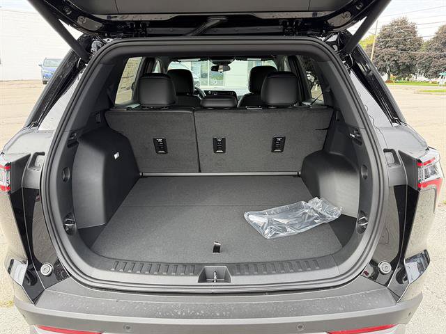 New 2027 Chevrolet Equinox LT w/ Convenience Package II AWD/4WD image 5