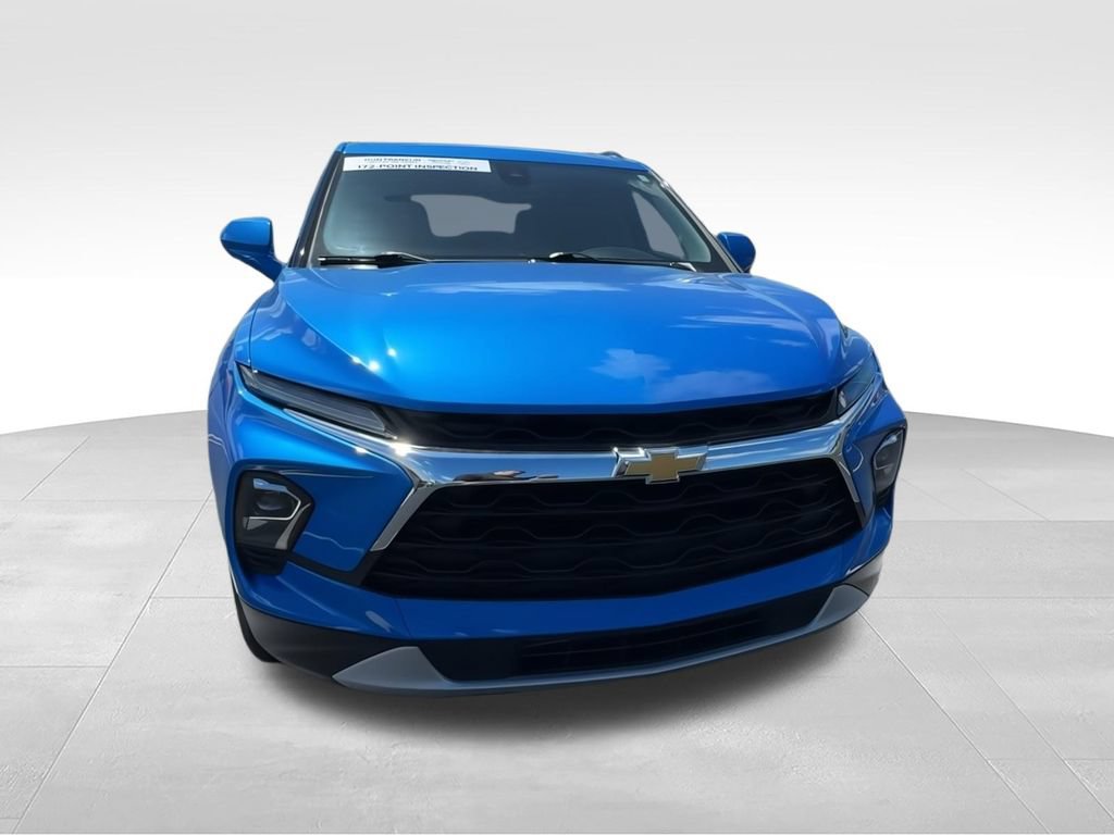 Used 2024 Chevrolet Blazer LT w/ Convenience Package FWD image 2