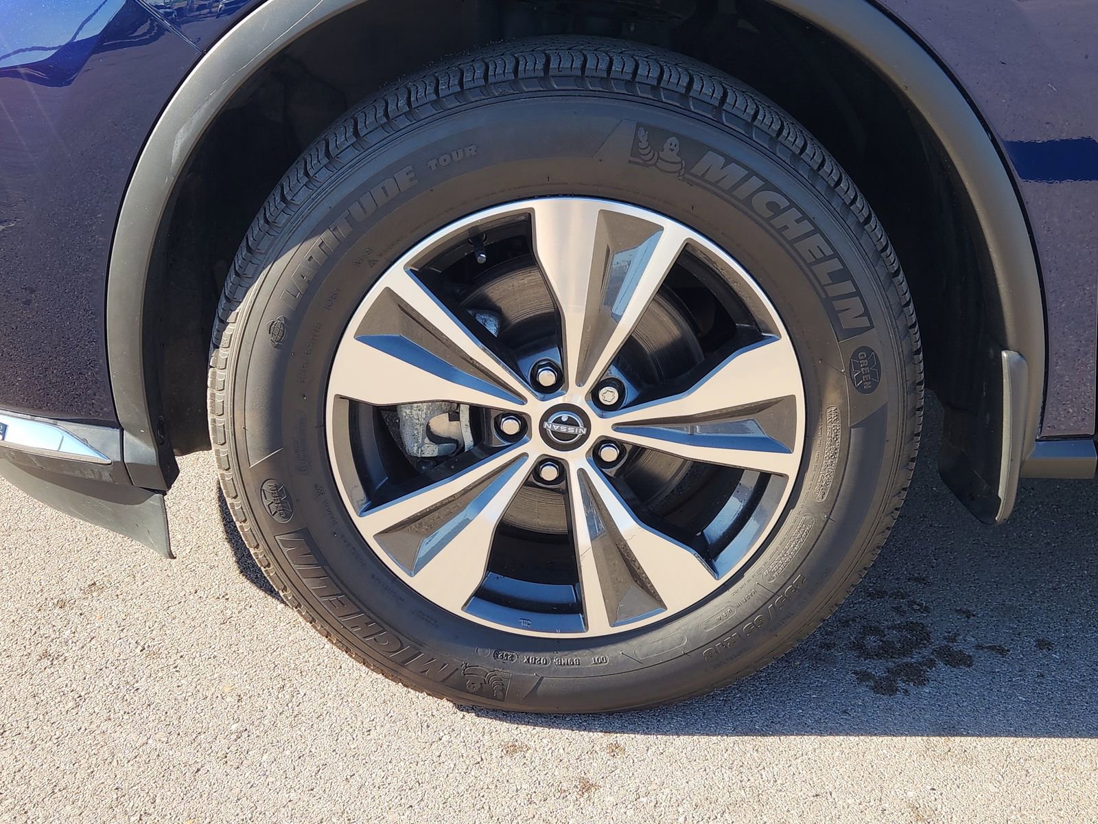 Used 2024 Nissan Murano SV image 14