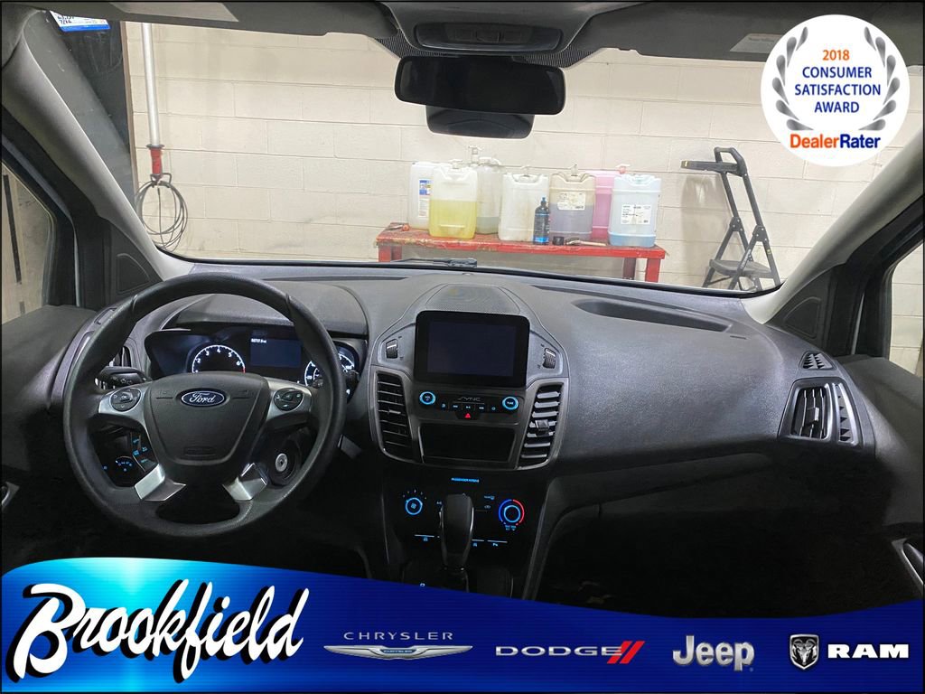 Used 2023 Ford Transit Connect XLT image 15