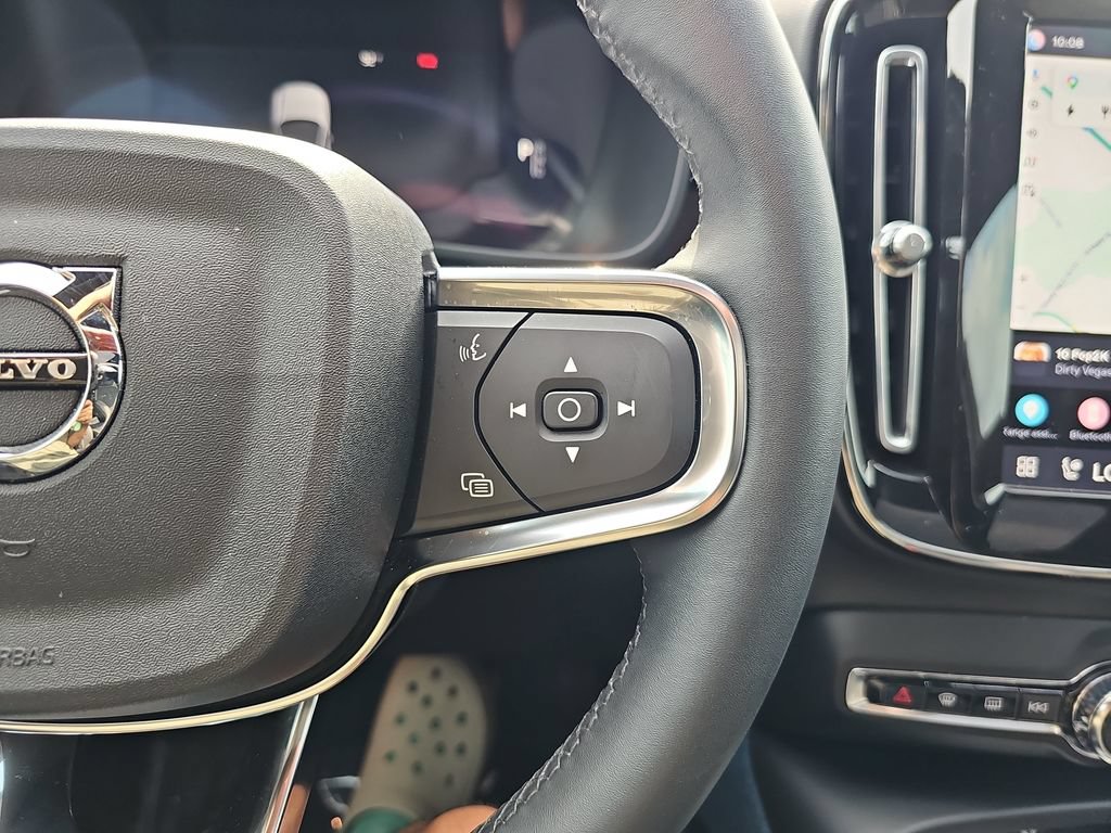 Used 2023 Volvo C40 P8 Recharge Ultimate w/ Protection Package Premier AWD/4WD image 18