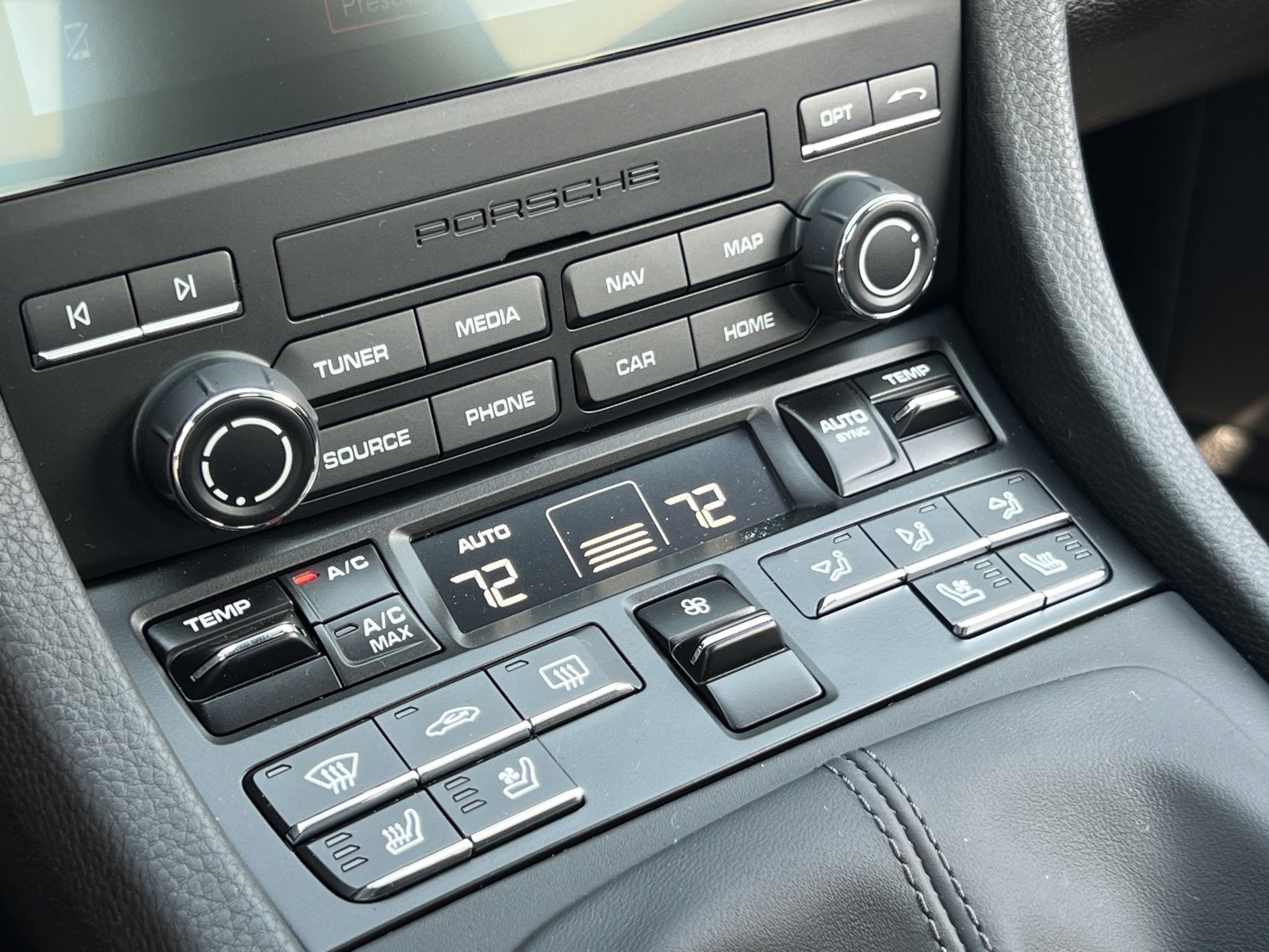 New 2025 Porsche 718 Cayman image 19