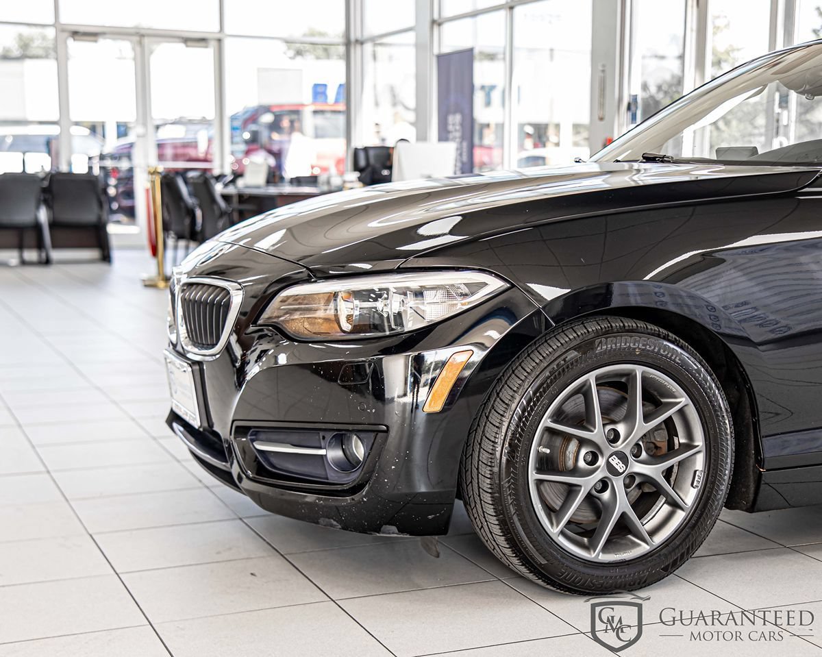 Used 2017 BMW 230i xDrive Convertible AWD/4WD image 5