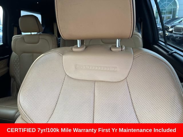Used 2023 Jeep Grand Cherokee L Summit w/ Advanced Protech Group IV AWD/4WD image 23