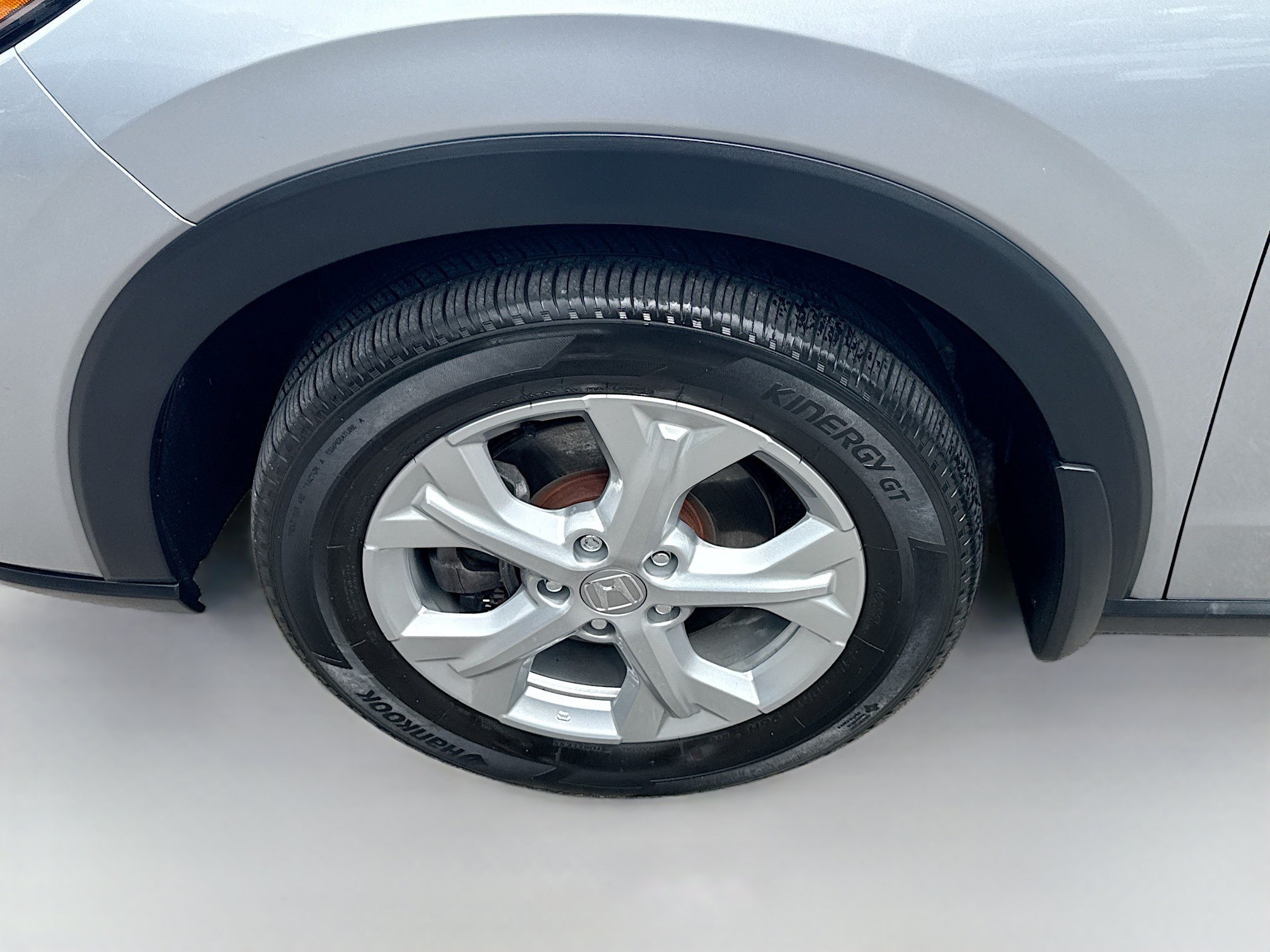 Certified 2024 Honda HR-V LX image 35