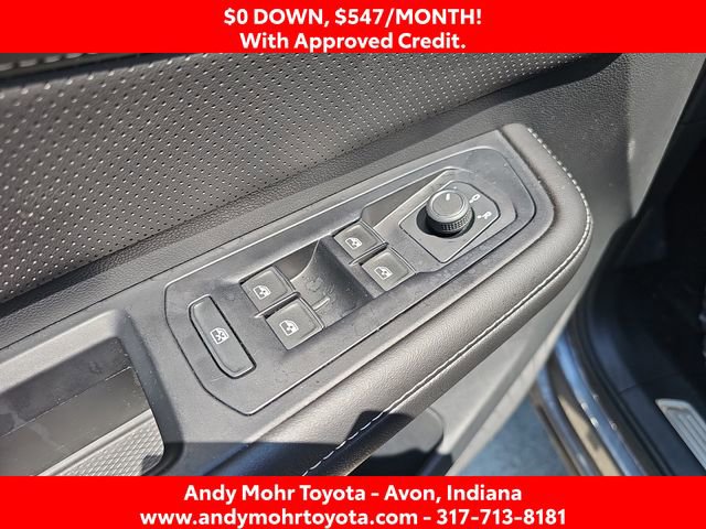 Used 2025 Volkswagen Atlas SE FWD image 12