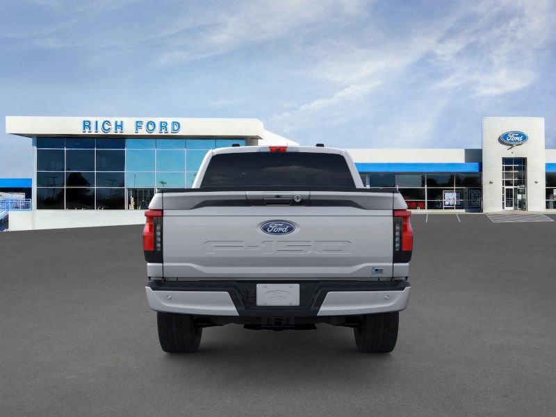 New 2025 Ford F150 Lightning Flash AWD/4WD image 9