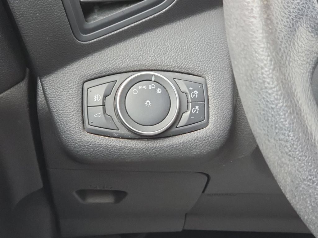 Used 2018 Ford Escape SE FWD image 24