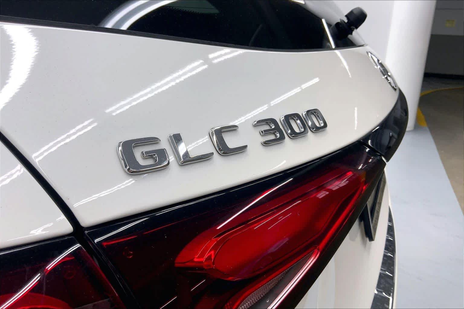 Used 2023 Mercedes-Benz GLC 300 4MATIC image 14