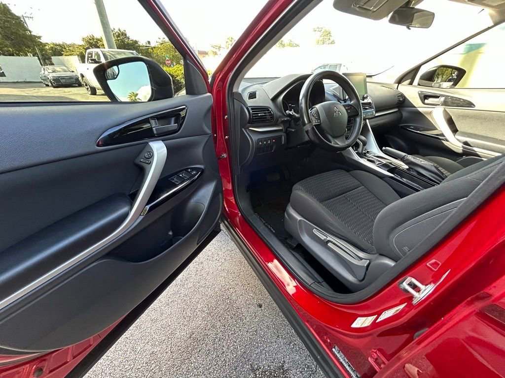 Used 2023 Mitsubishi Eclipse Cross LE image 14