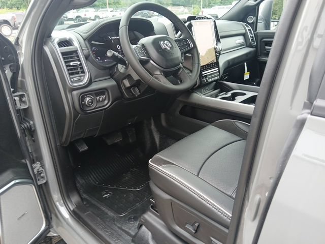 New 2026 RAM 5500 4x4 Crew Cab w/ Laramie Trim Package image 47