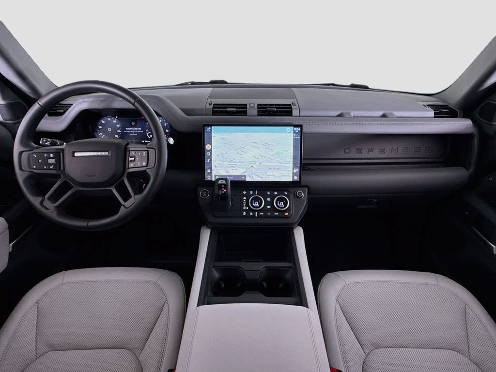 Used 2026 Land Rover Defender 110 X-Dynamic SE AWD/4WD image 9