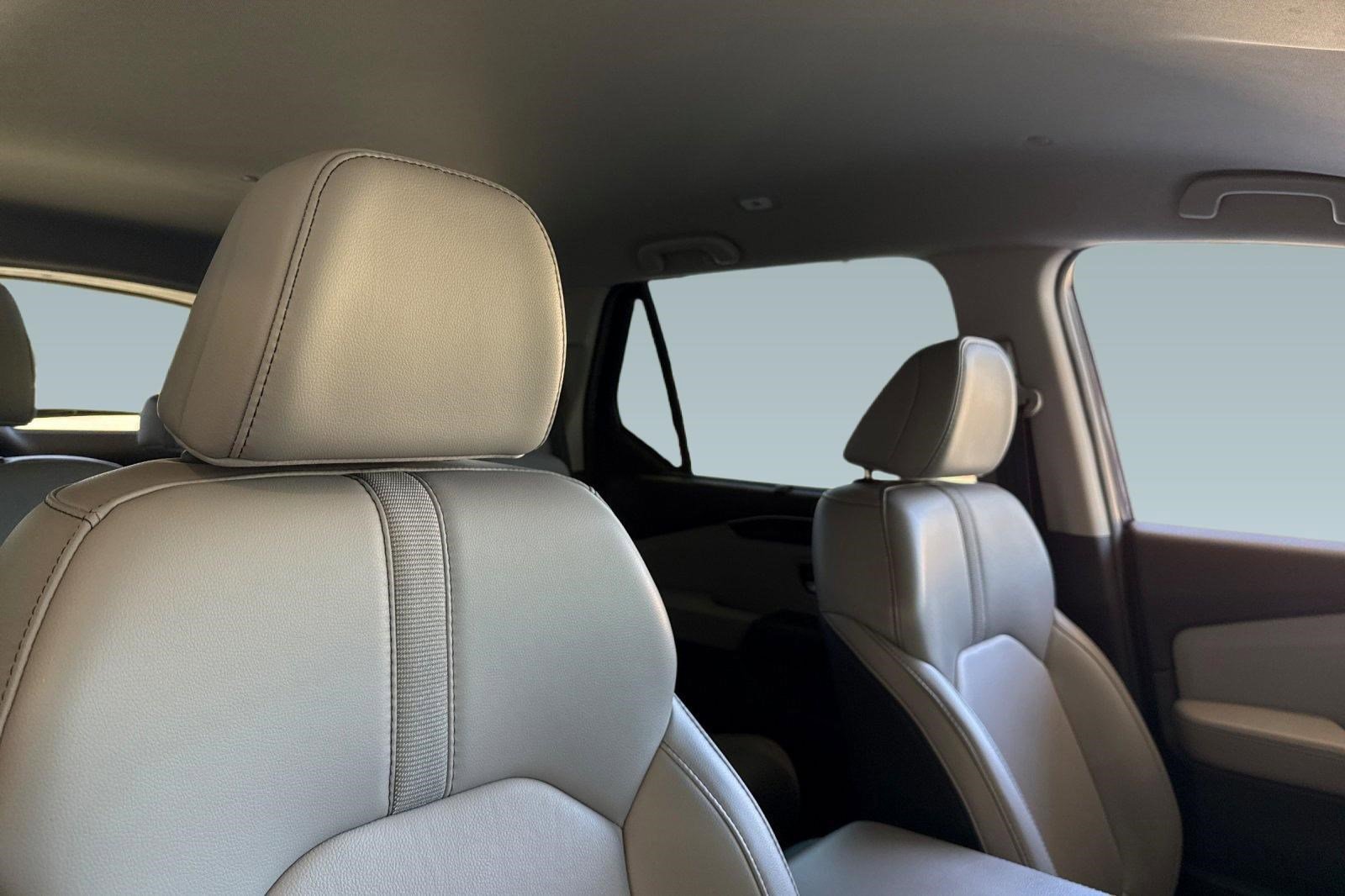 Used 2023 Honda Pilot EX-L image 24