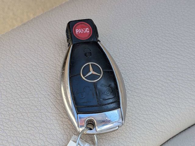 Used 2008 Mercedes-Benz CLK 350 Coupe image 30