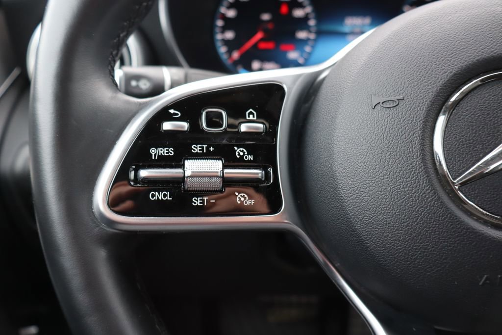 Used 2020 Mercedes-Benz GLC 300 4MATIC Coupe image 7