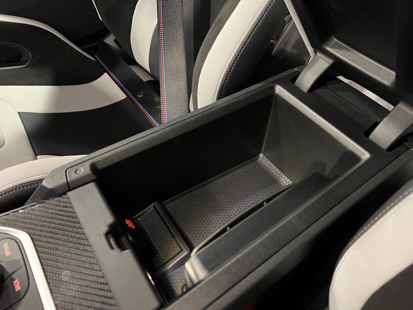 Used 2024 BMW M4 Coupe w/ M Carbon Exterior Package image 23