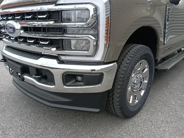 New 2026 Ford F250 Lariat image 9