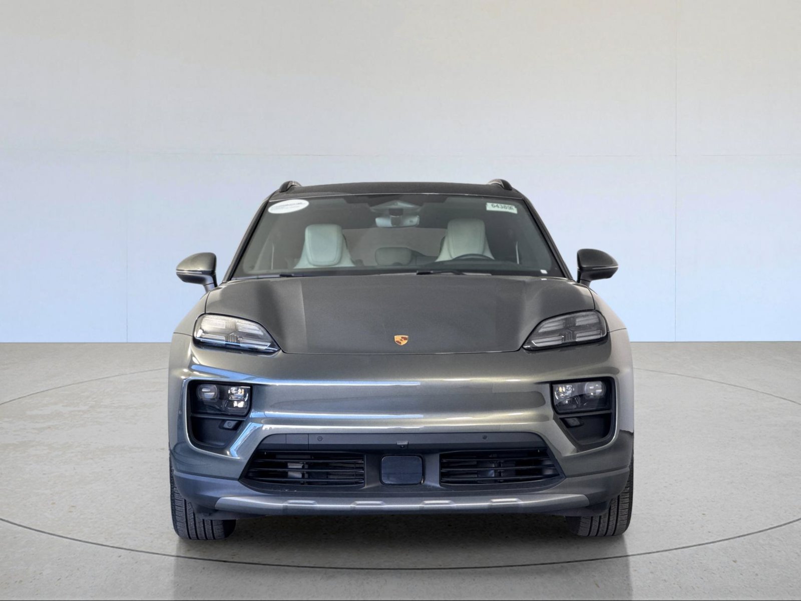 Certified 2025 Porsche Macan 4 Electric AWD/4WD image 11
