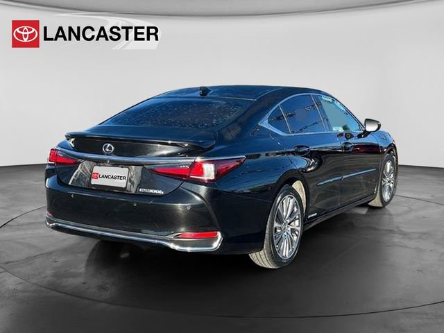 Used 2020 Lexus ES 300h w/ Premium Package image 7