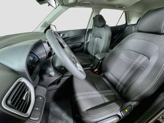 New 2026 Hyundai Venue SEL FWD image 18